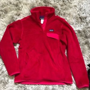 berry colored 1/4 button fleece patagonia pullover